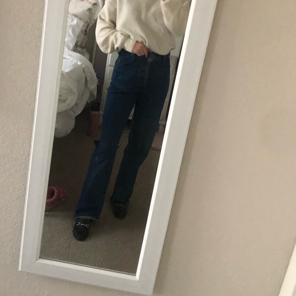 Sold out online Aritzia Free Jeans (by Wilfred) pretty much brand new